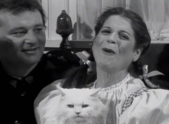Saturday Night Live - The Incredible Man - Jennifer Gilda Radner happy on bed white Persian cat Tinky and Mountie Bill Murray