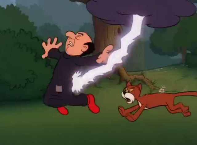 The Smurfs - The Astrosmurf - Gargamel hit by lighting while running away with Azrael cat