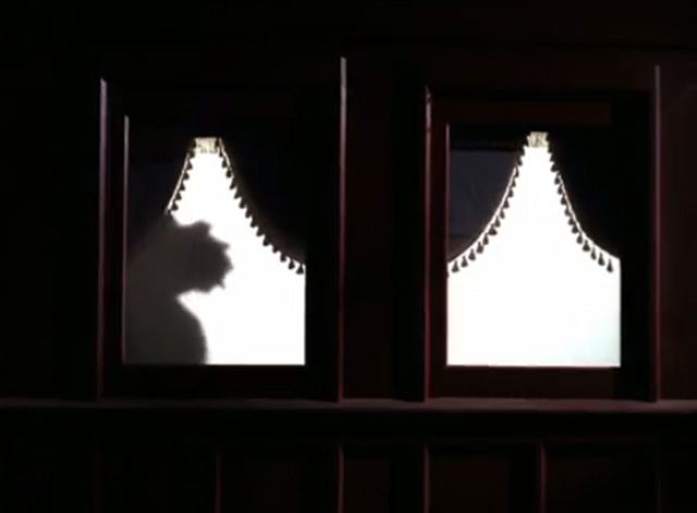The Wild Wild West - The Night of the Big Blackmail - cat paw silhouette in train window