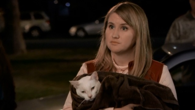 Workaholics - Save the Cat Jillian with white cat Denny's